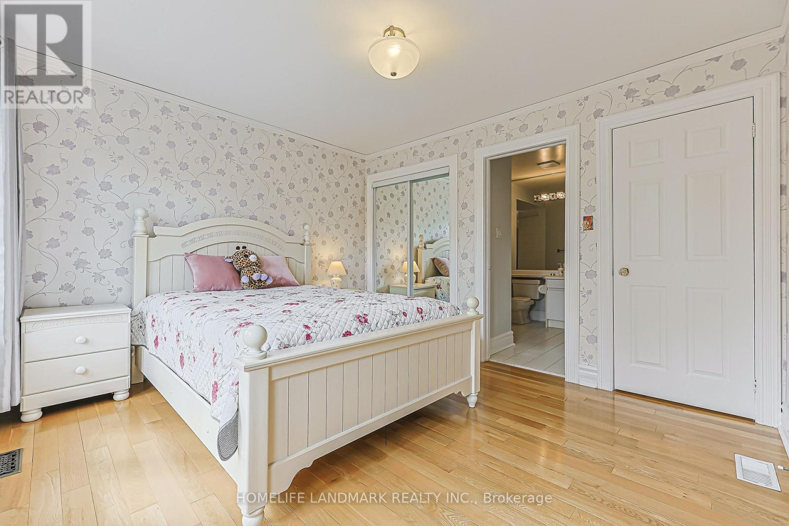 252 Dunview Avenue N, Toronto, Ontario  M2N 4J2 - Photo 37 - C13833468