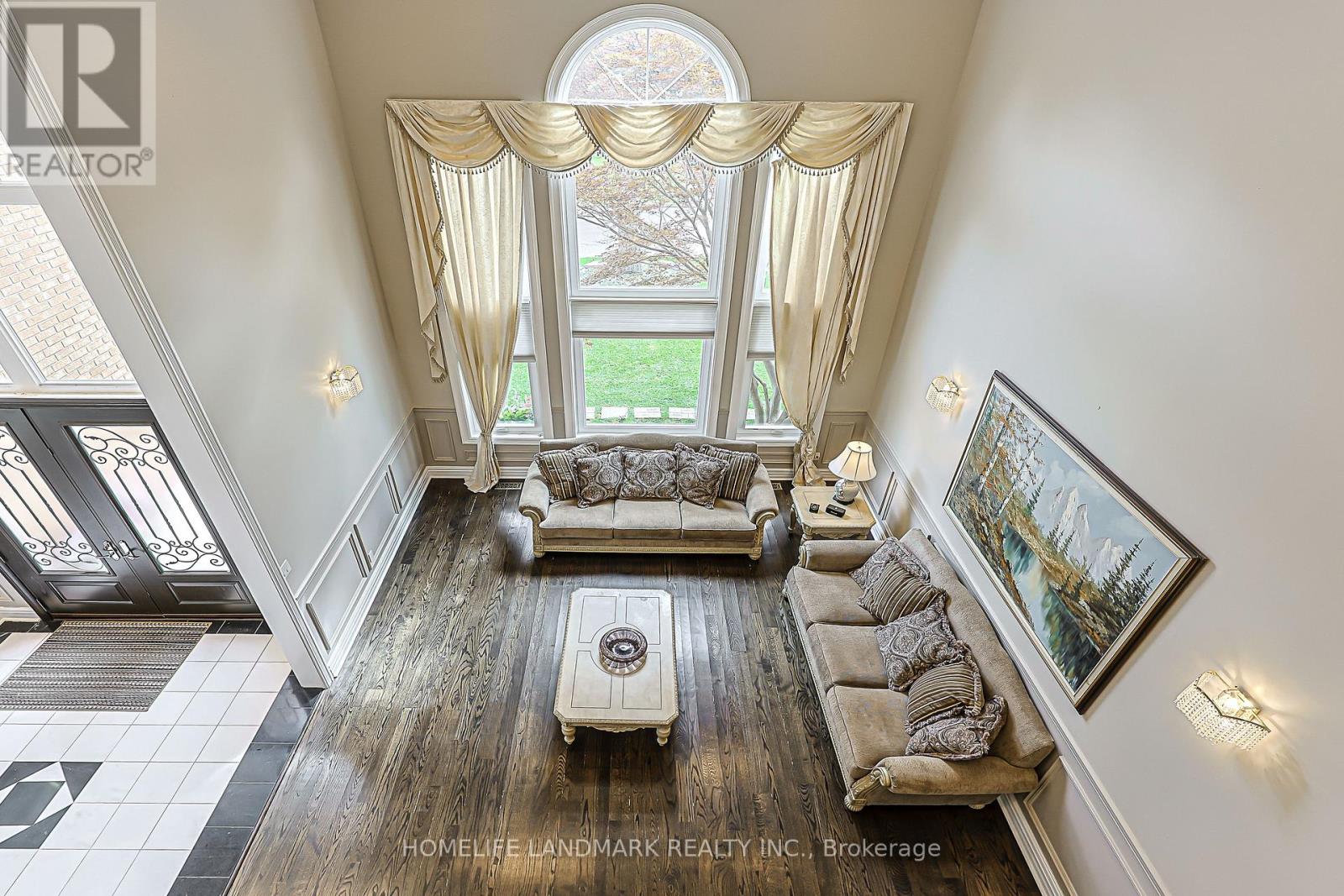 252 Dunview Avenue N, Toronto, Ontario  M2N 4J2 - Photo 9 - C13833468