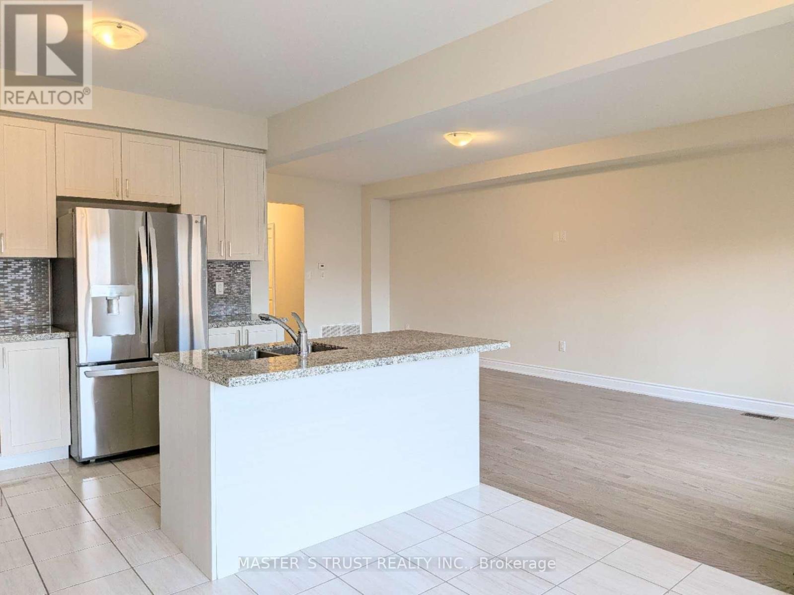 163 Heritage Street, Bradford West Gwillimbury (Bradford), Ontario  L3Z 4M6 - Photo 12 - N13833538