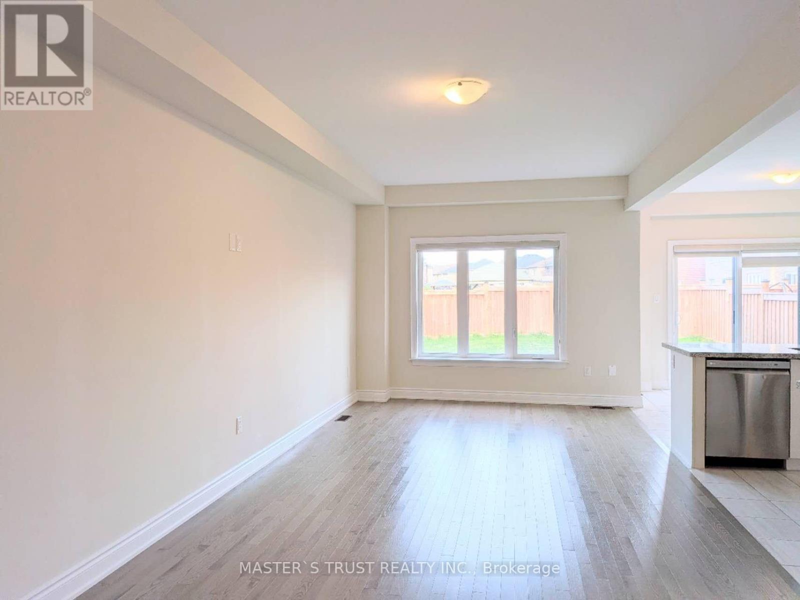 163 Heritage Street, Bradford West Gwillimbury (Bradford), Ontario  L3Z 4M6 - Photo 7 - N13833540