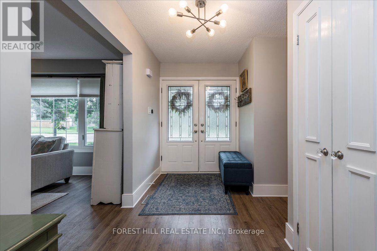 131 Oren Boulevard, Barrie (Sunnidale), Ontario  L4N 4M3 - Photo 3 - S13833534