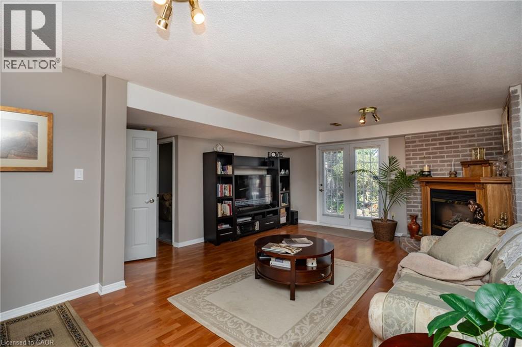 437 Eaglewood Drive, Hamilton, Ontario  L8W 2T1 - Photo 13 - 40866856