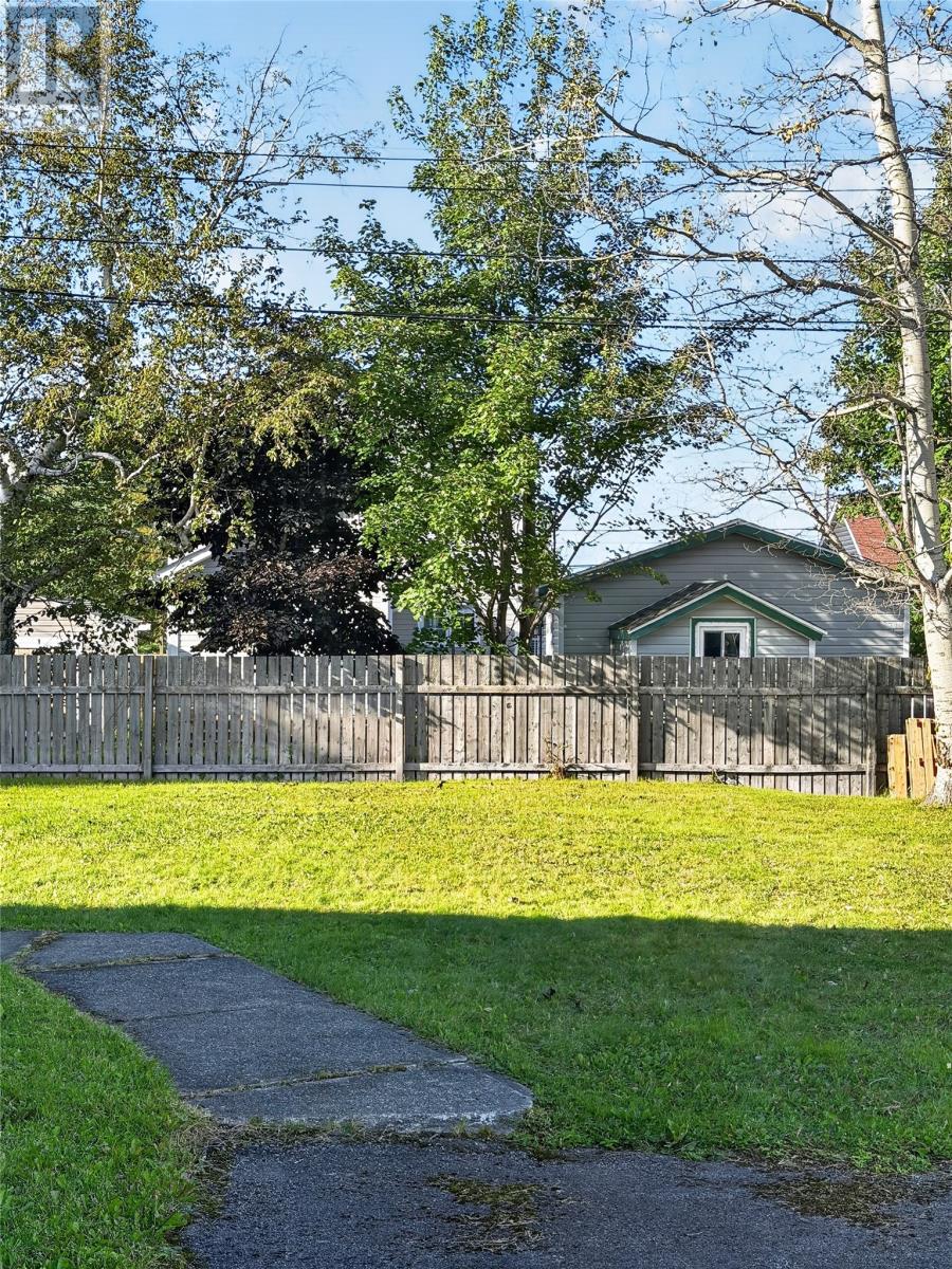 26 Fitzmaurice Road, Gander — photo 42
