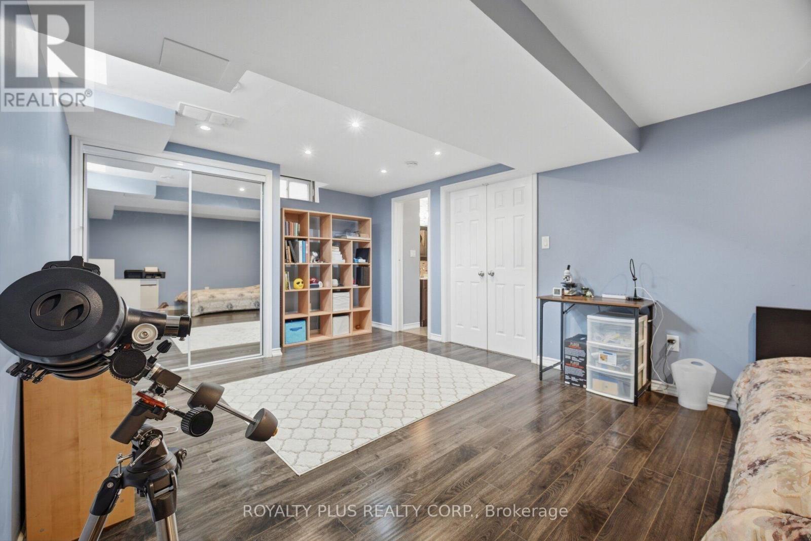 77 Arthurs Crescent, Brampton, Ontario  L6Y 4Y3 - Photo 33 - W13833480