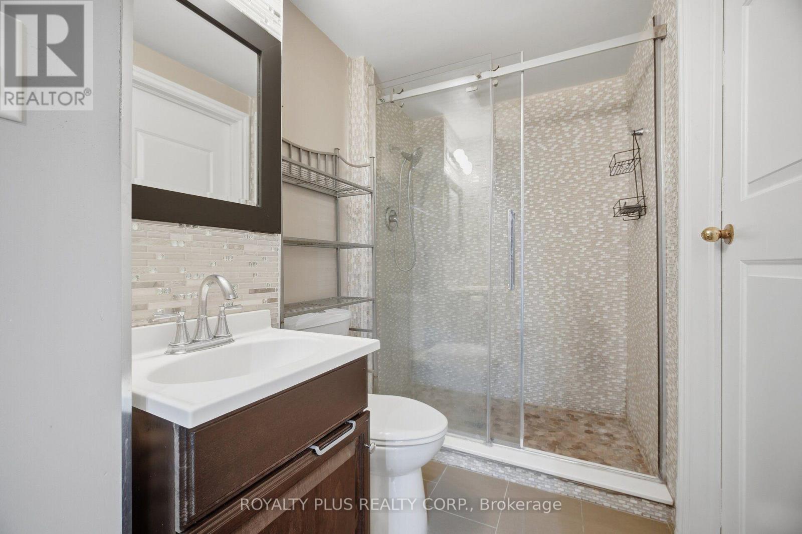 77 Arthurs Crescent, Brampton, Ontario  L6Y 4Y3 - Photo 34 - W13833480