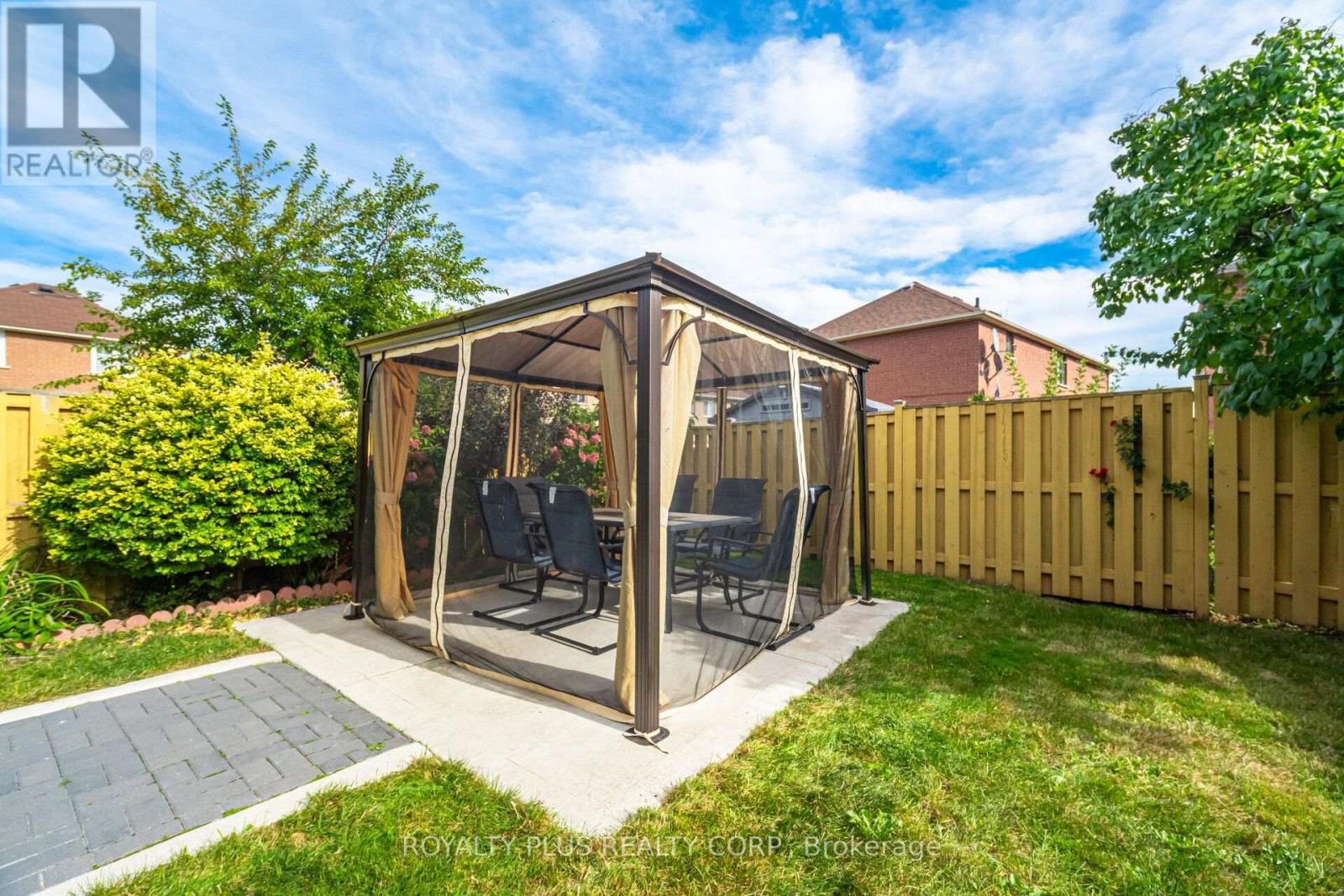 77 Arthurs Crescent, Brampton, Ontario  L6Y 4Y3 - Photo 42 - W13833480