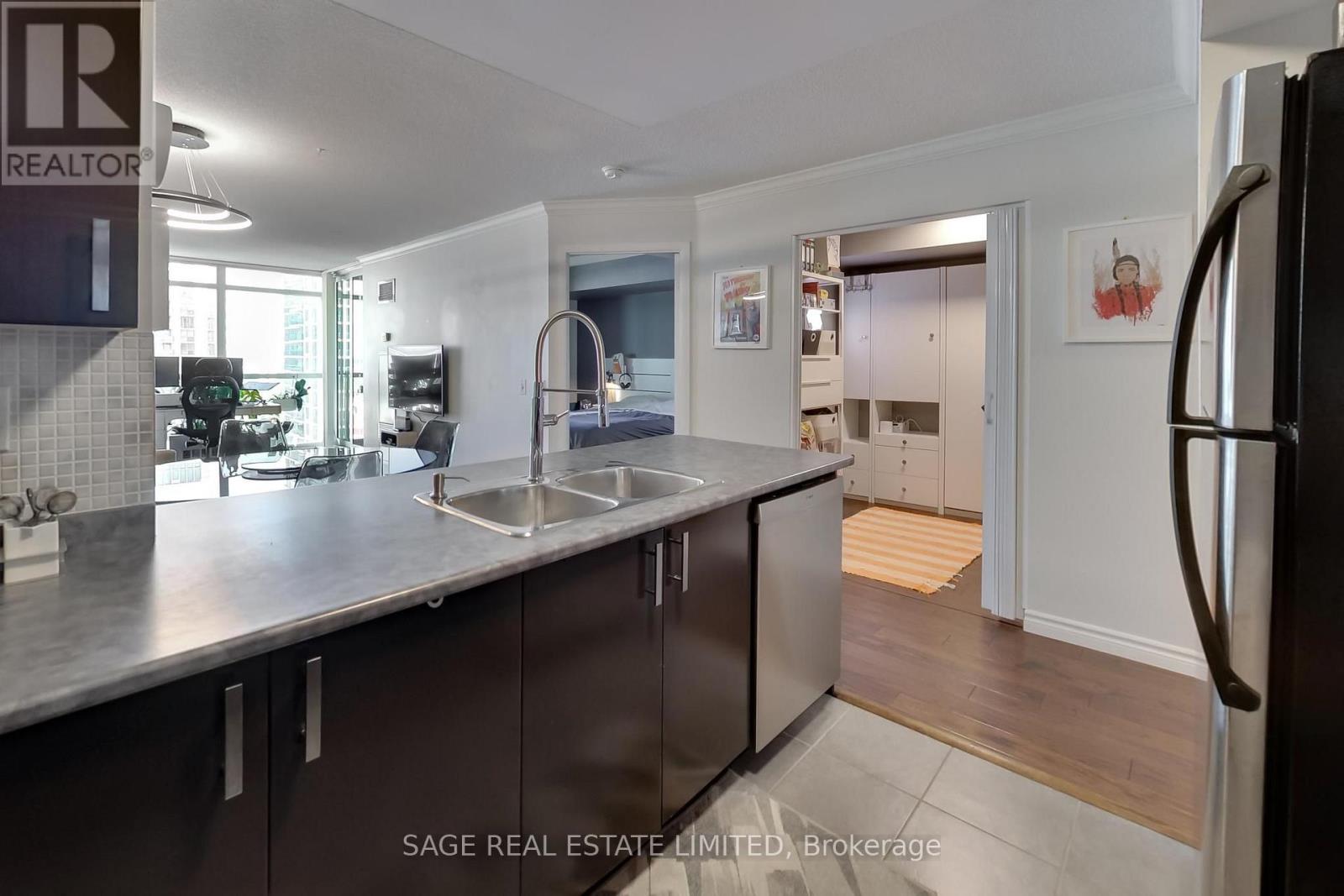 1801 - 235 Sherway Gardens Road, Toronto, Ontario  M9C 0A2 - Photo 8 - W13833490