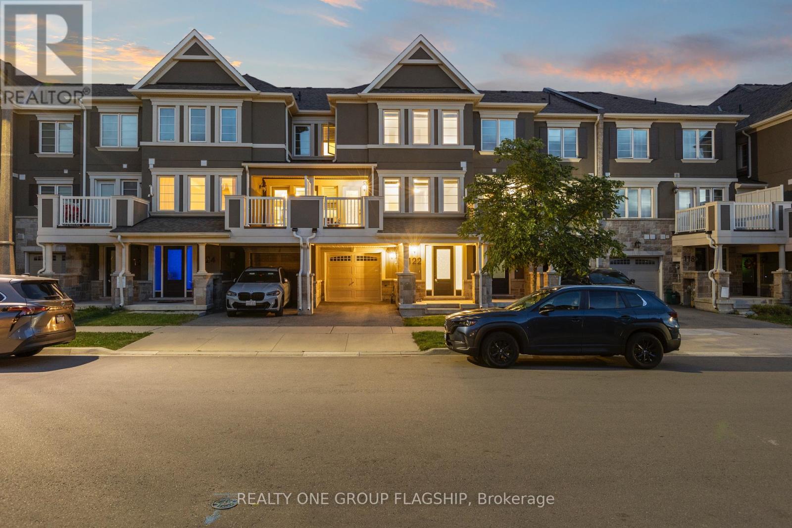 122 CHRISTOPHER ROAD, Oakville, Ontario
