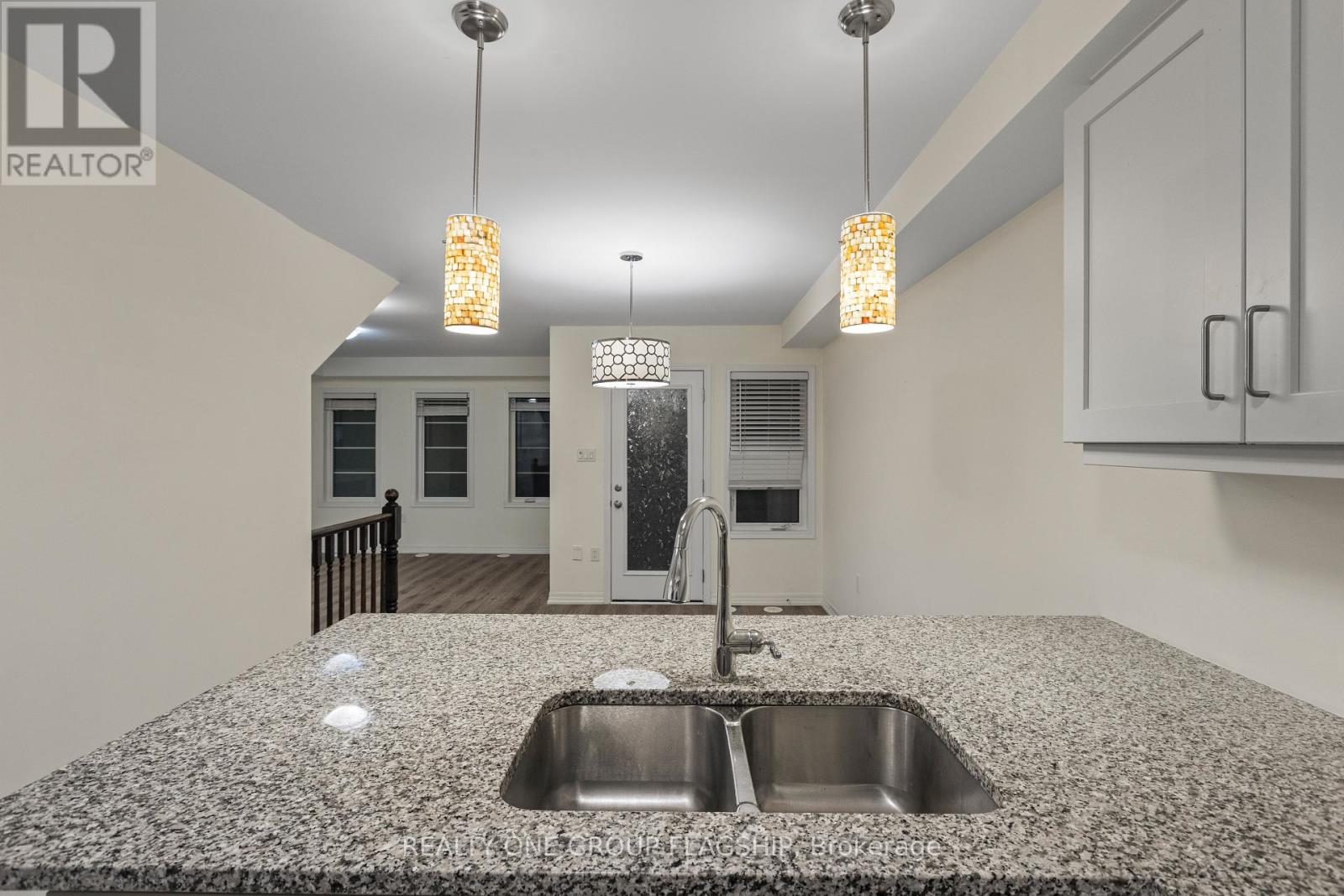 122 Christopher Road, Oakville, Ontario  L6H 0Y1 - Photo 16 - W13833508