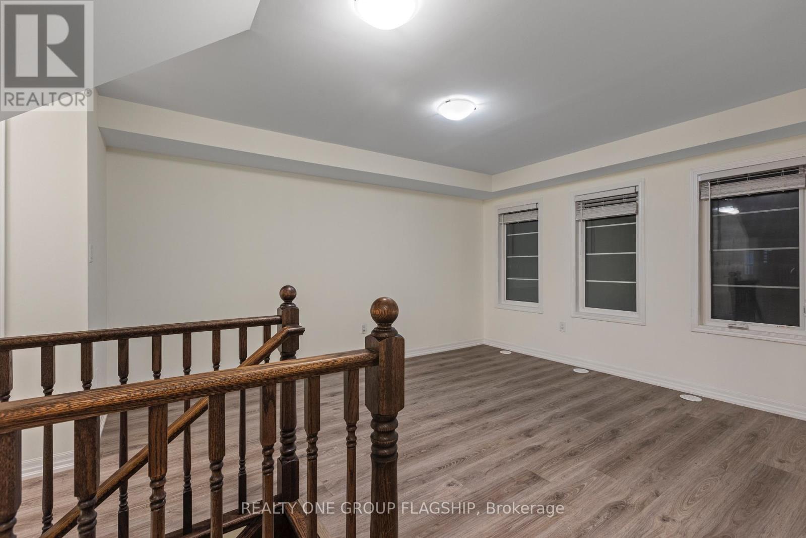 122 Christopher Road, Oakville, Ontario  L6H 0Y1 - Photo 8 - W13833508