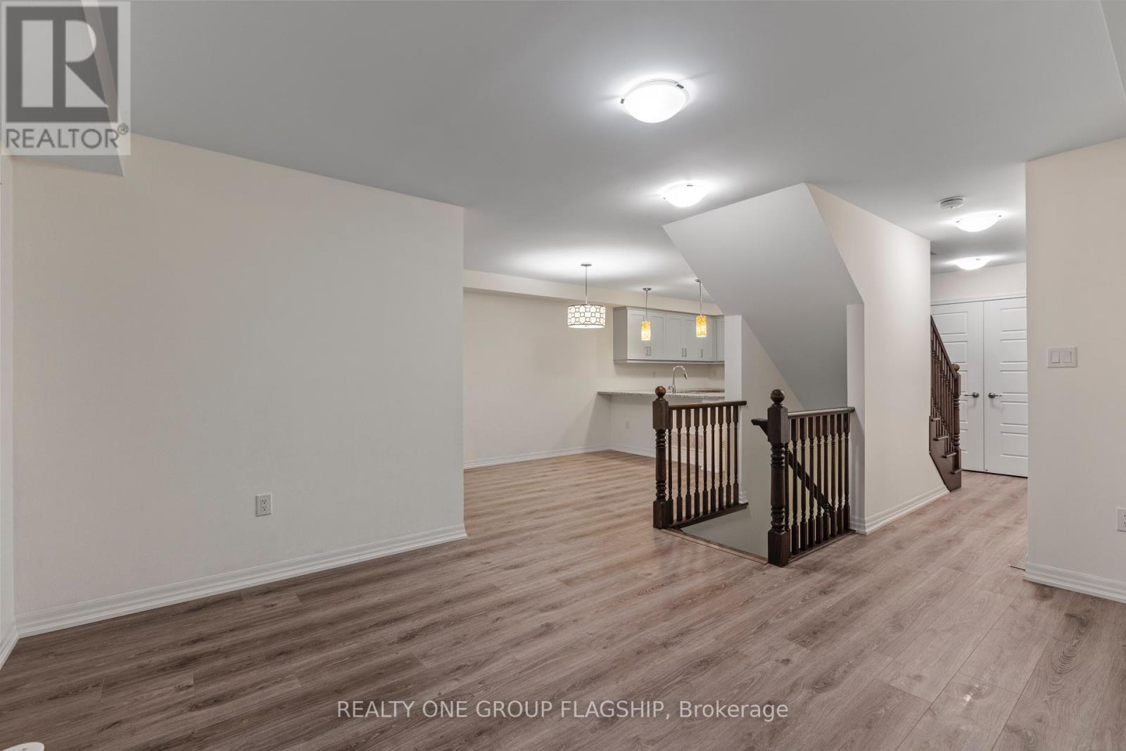 122 Christopher Road, Oakville, Ontario  L6H 0Y1 - Photo 9 - W13833508