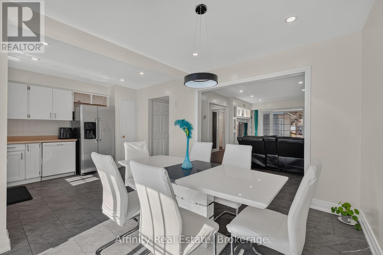 59 Ralgreen Crescent, Kitchener, Ontario  N2M 1V1 - Photo 7 - X13833528