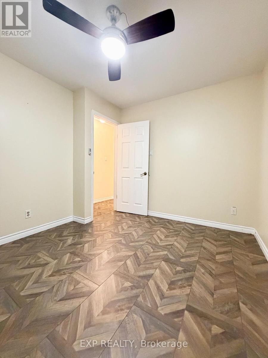 Upper - 119 Ingleside Drive, Kitchener, Ontario  N2M 2G9 - Photo 10 - X13833532