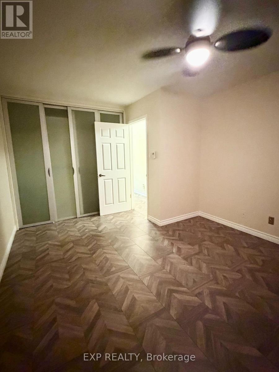 Upper - 119 Ingleside Drive, Kitchener, Ontario  N2M 2G9 - Photo 11 - X13833532