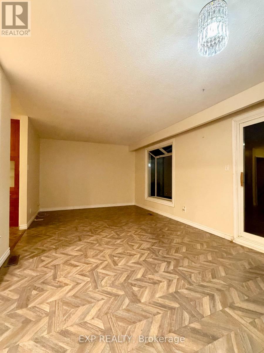 Upper - 119 Ingleside Drive, Kitchener, Ontario  N2M 2G9 - Photo 7 - X13833532