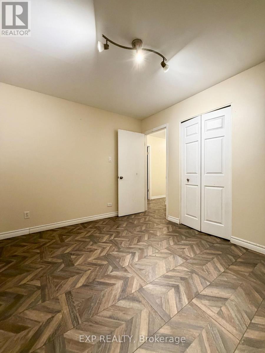 Upper - 119 Ingleside Drive, Kitchener, Ontario  N2M 2G9 - Photo 9 - X13833532
