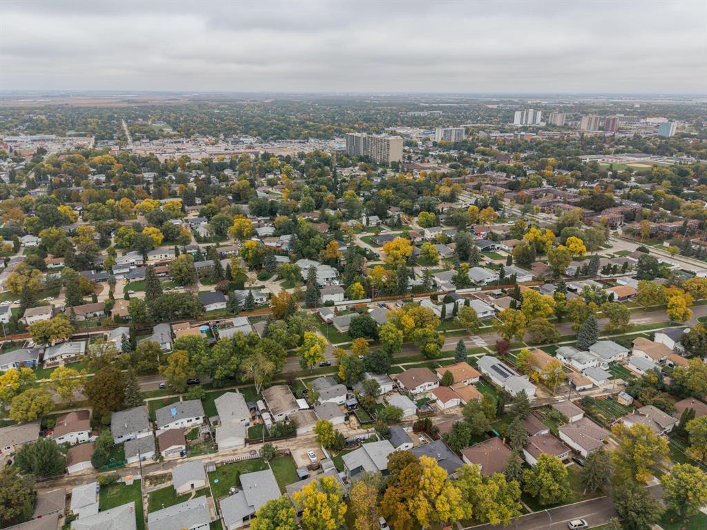 40 Sansome Avenue, Winnipeg, Manitoba  R3K 0P2 - Photo 44 - 202624171