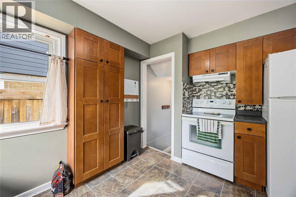 772 Kemsley Drive, Sarnia, Ontario  N7V 2M2 - Photo 13 - 26022727