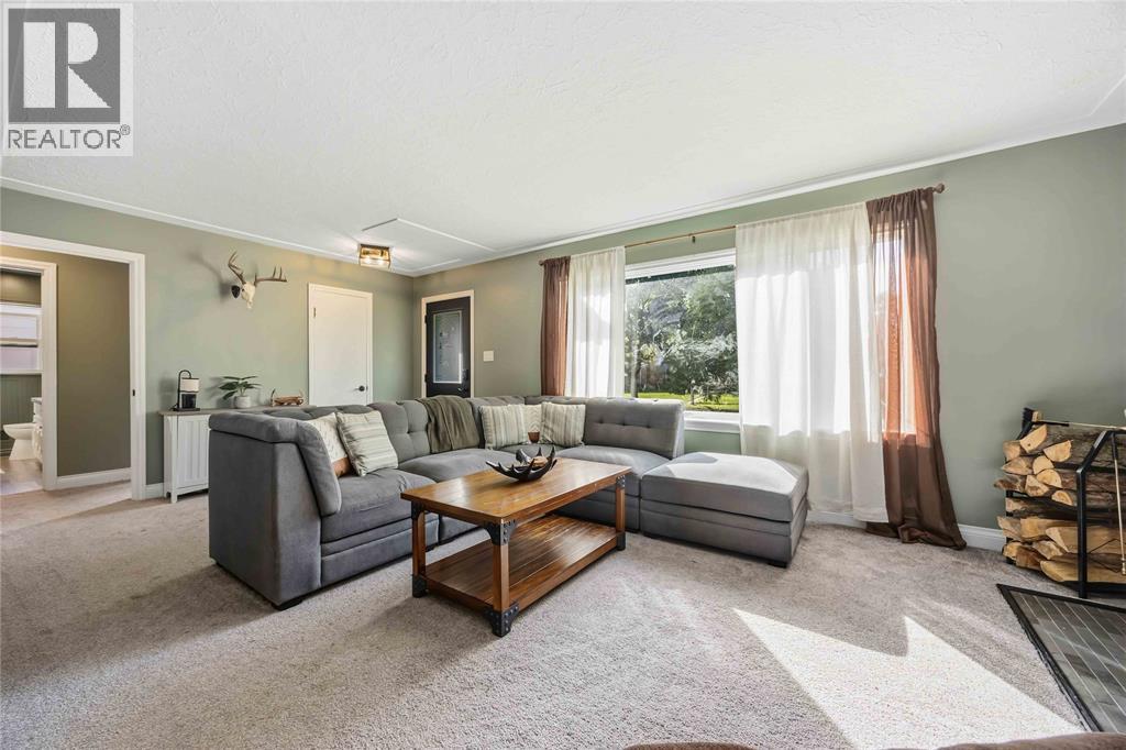 772 Kemsley Drive, Sarnia, Ontario  N7V 2M2 - Photo 5 - 26022727