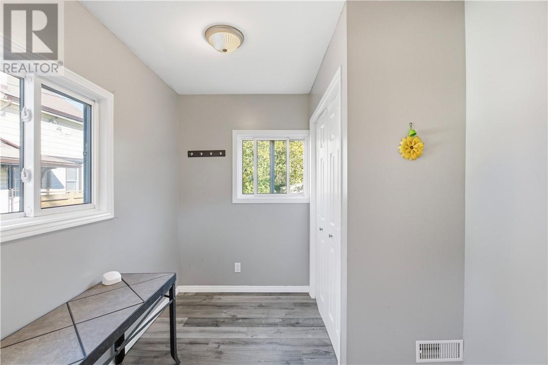 3 Mckeen Street, Copper Cliff, Ontario  P0M 1N0 - Photo 20 - 2130637