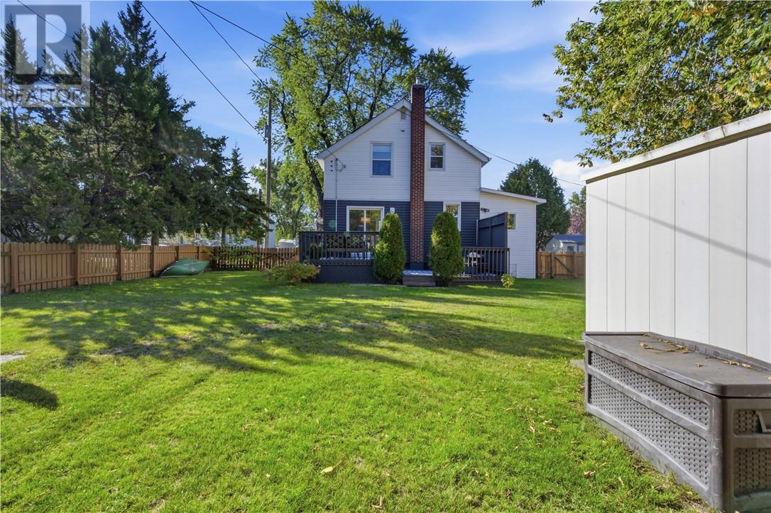 3 Mckeen Street, Copper Cliff, Ontario  P0M 1N0 - Photo 31 - 2130637