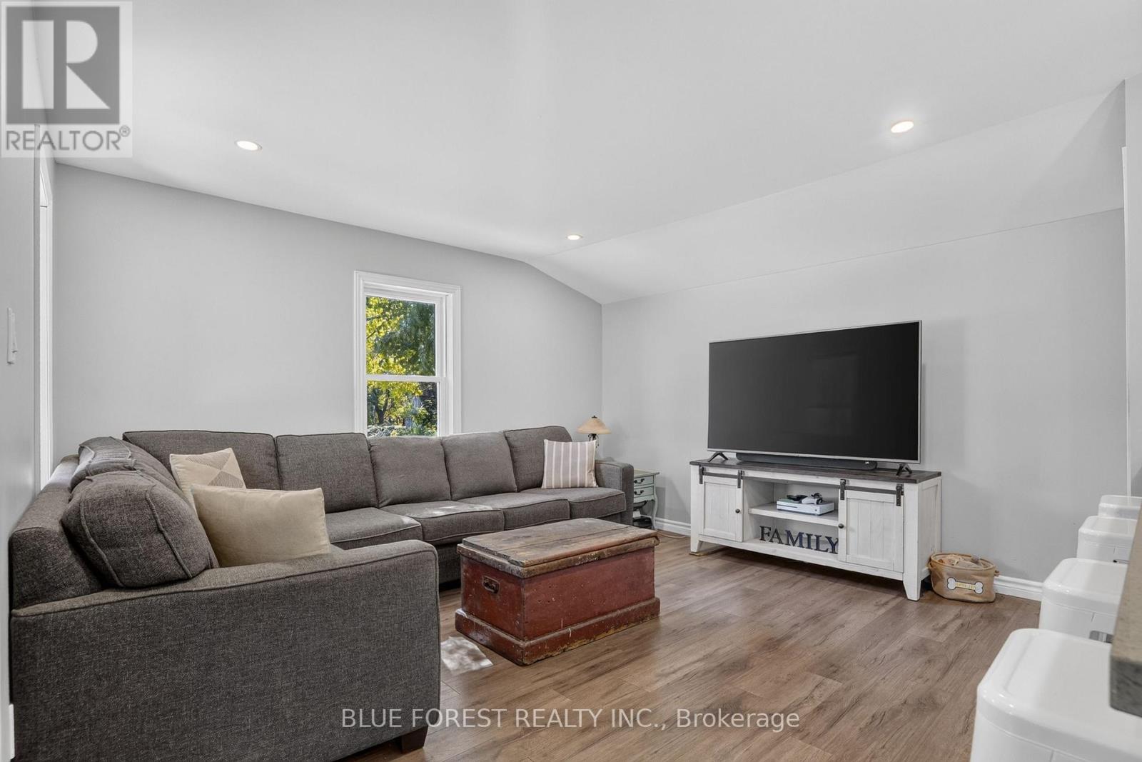 264 Furnival Road, West Elgin, Ontario  N0L 2C0 - Photo 18 - X13833598