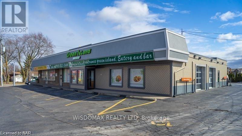 8278 THOROLD STONE ROAD, Niagara Falls, Ontario