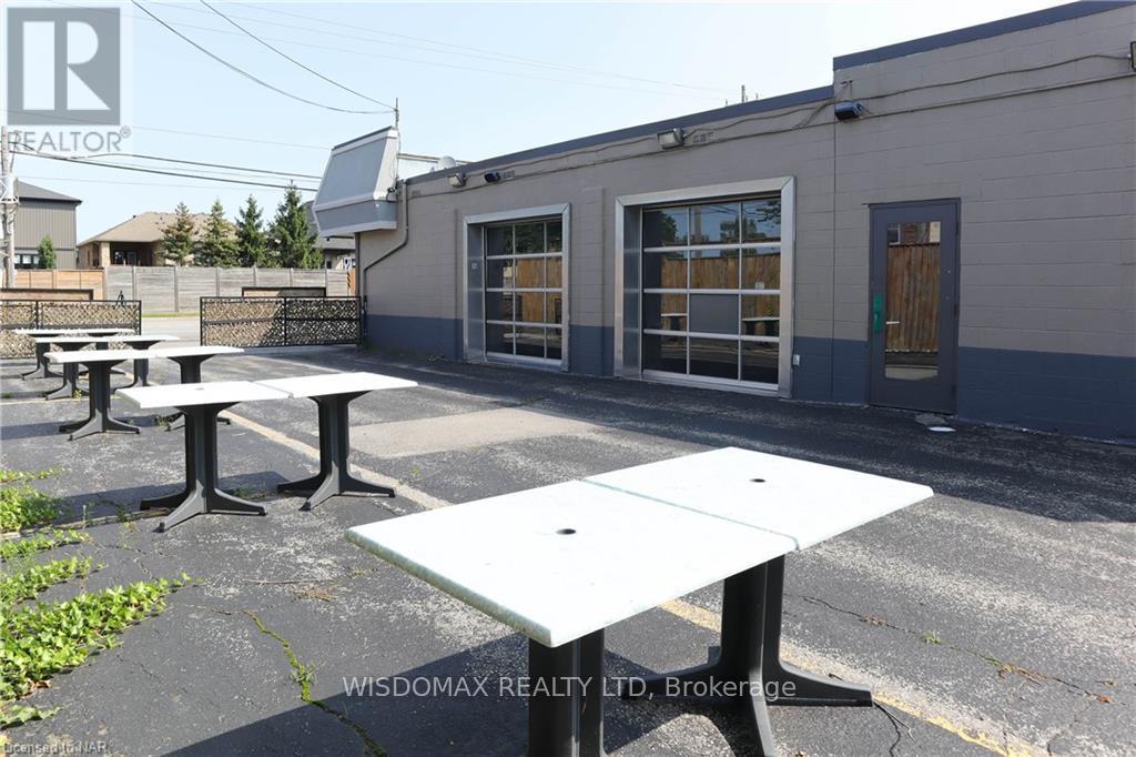 8278 Thorold Stone Road, Niagara Falls, Ontario  L2H 1A9 - Photo 13 - X13833612