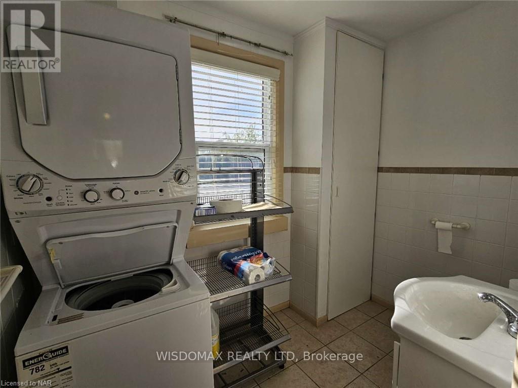 8278 Thorold Stone Road, Niagara Falls, Ontario  L2H 1A9 - Photo 27 - X13833612