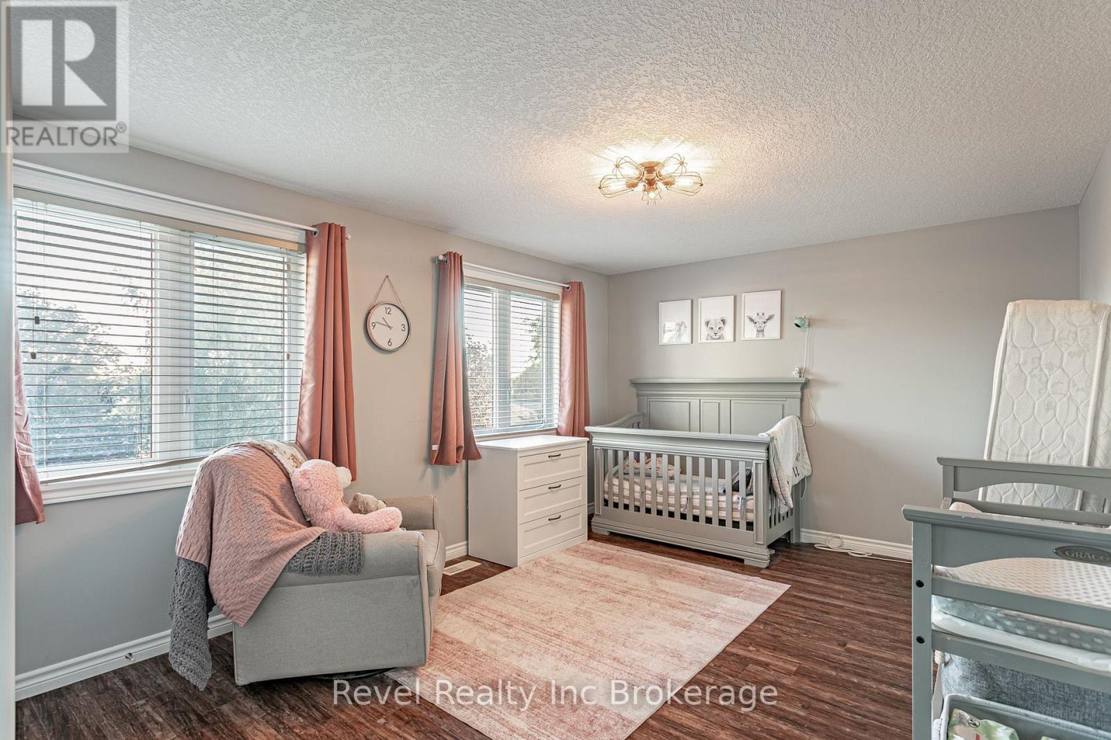53 Applewood Street, Blandford-Blenheim, Ontario  N0J 1S0 - Photo 21 - X13833616