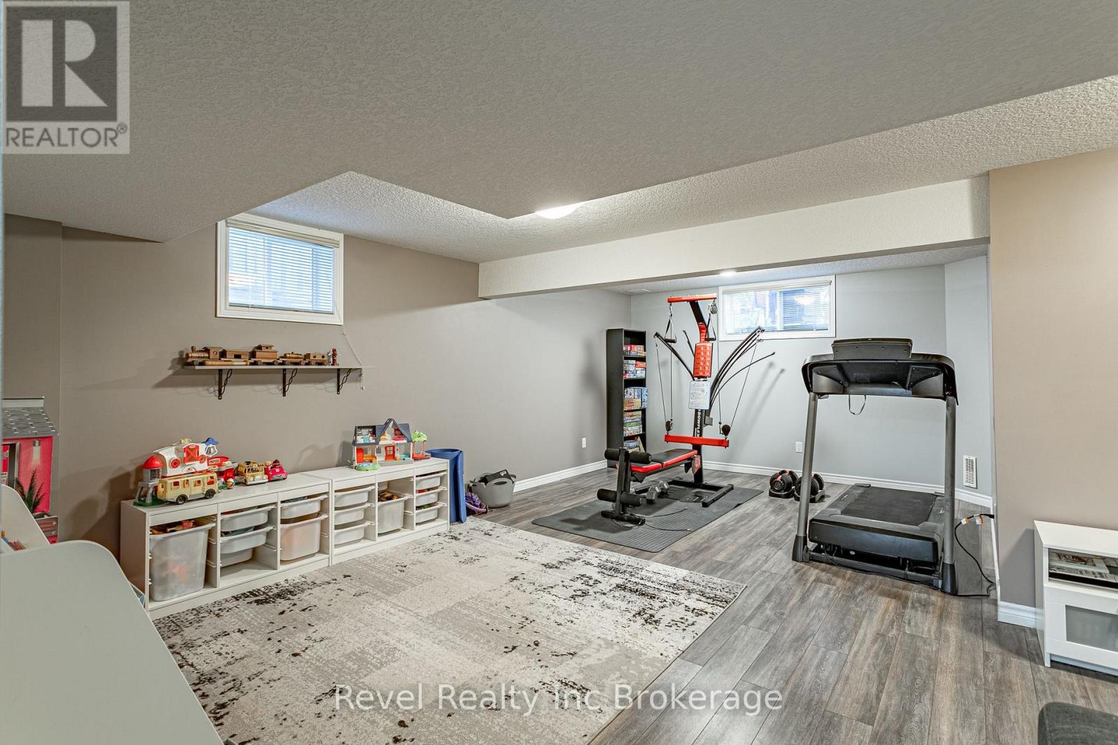 53 Applewood Street, Blandford-Blenheim, Ontario  N0J 1S0 - Photo 28 - X13833616