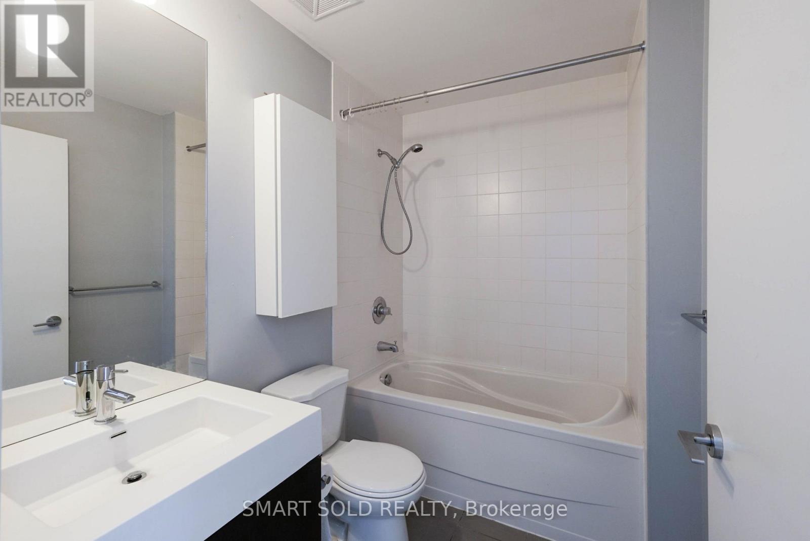N510 - 116 George Street, Toronto, Ontario  M5A 3S2 - Photo 10 - C13833576
