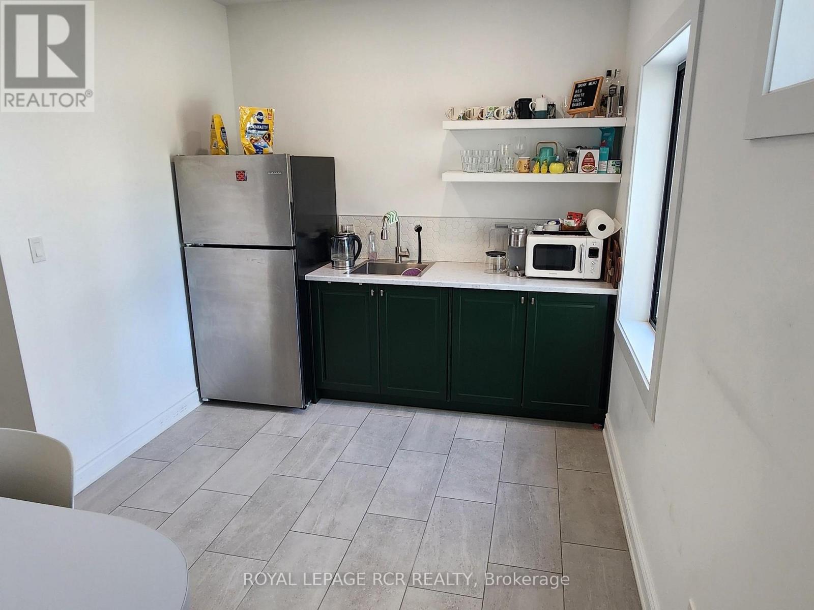 253 Main Street S, Newmarket, Ontario  L3Y 3Z4 - Photo 6 - N13833614