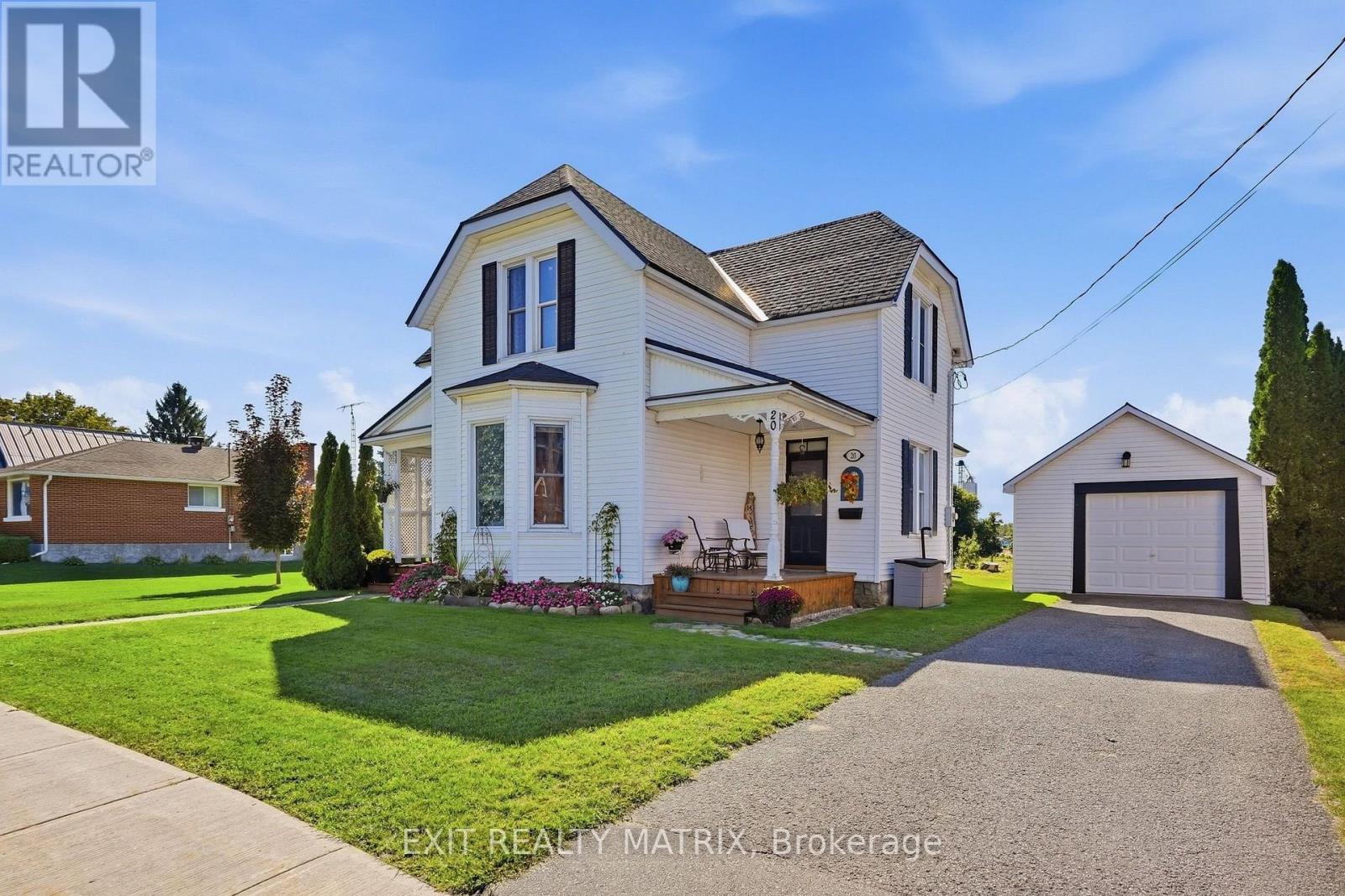 20 Spring Street, North Glengarry, Ontario  K0C 1T0 - Photo 2 - X13833590