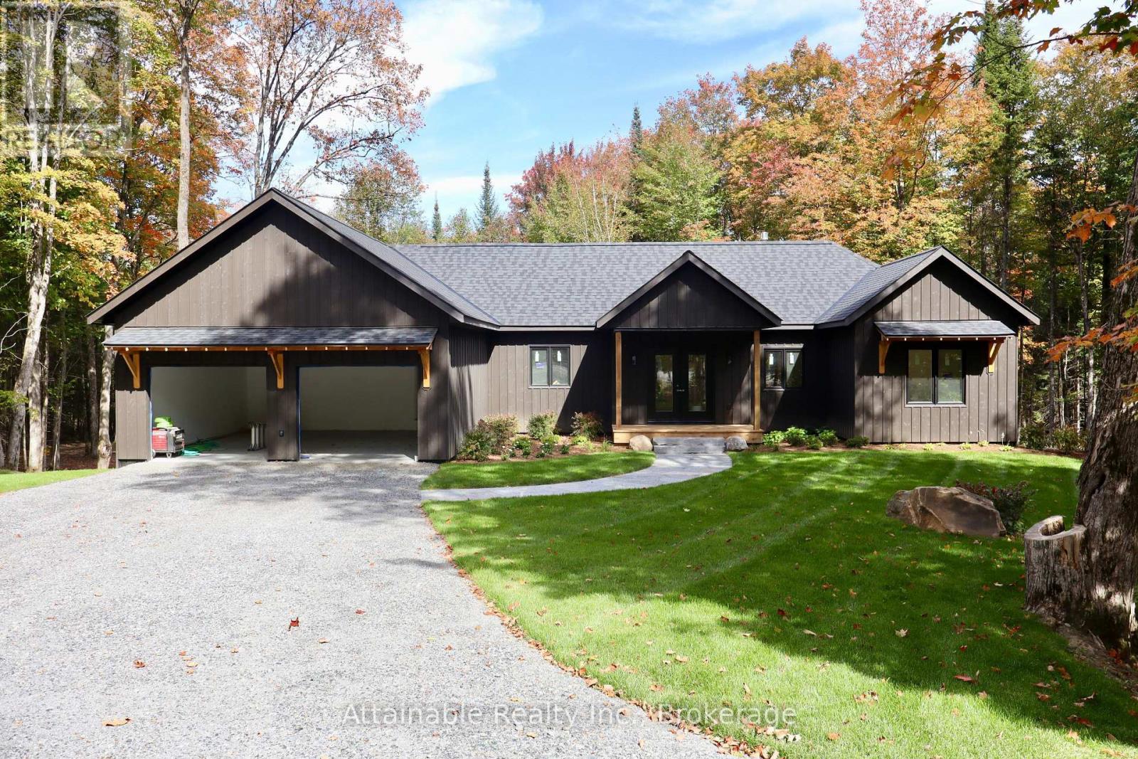 20 Collins Court, Huntsville, Ontario P0B 1M0 - Photo 2 - X13833578