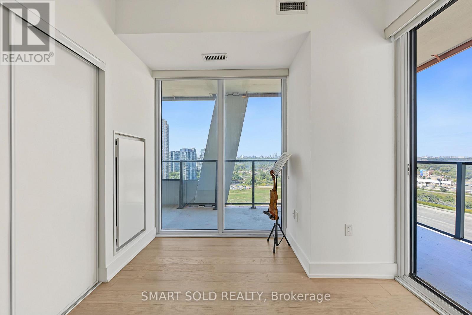 2313 - 30 Shore Breeze Drive, Toronto, Ontario  M8V 0J1 - Photo 16 - W13833606