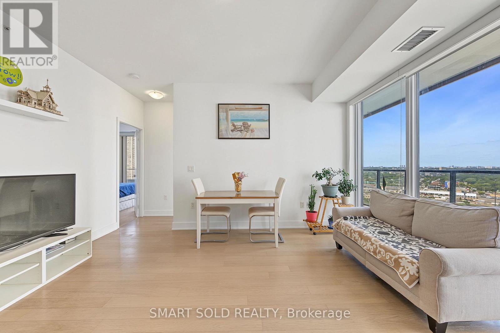 2313 - 30 Shore Breeze Drive, Toronto, Ontario  M8V 0J1 - Photo 4 - W13833606