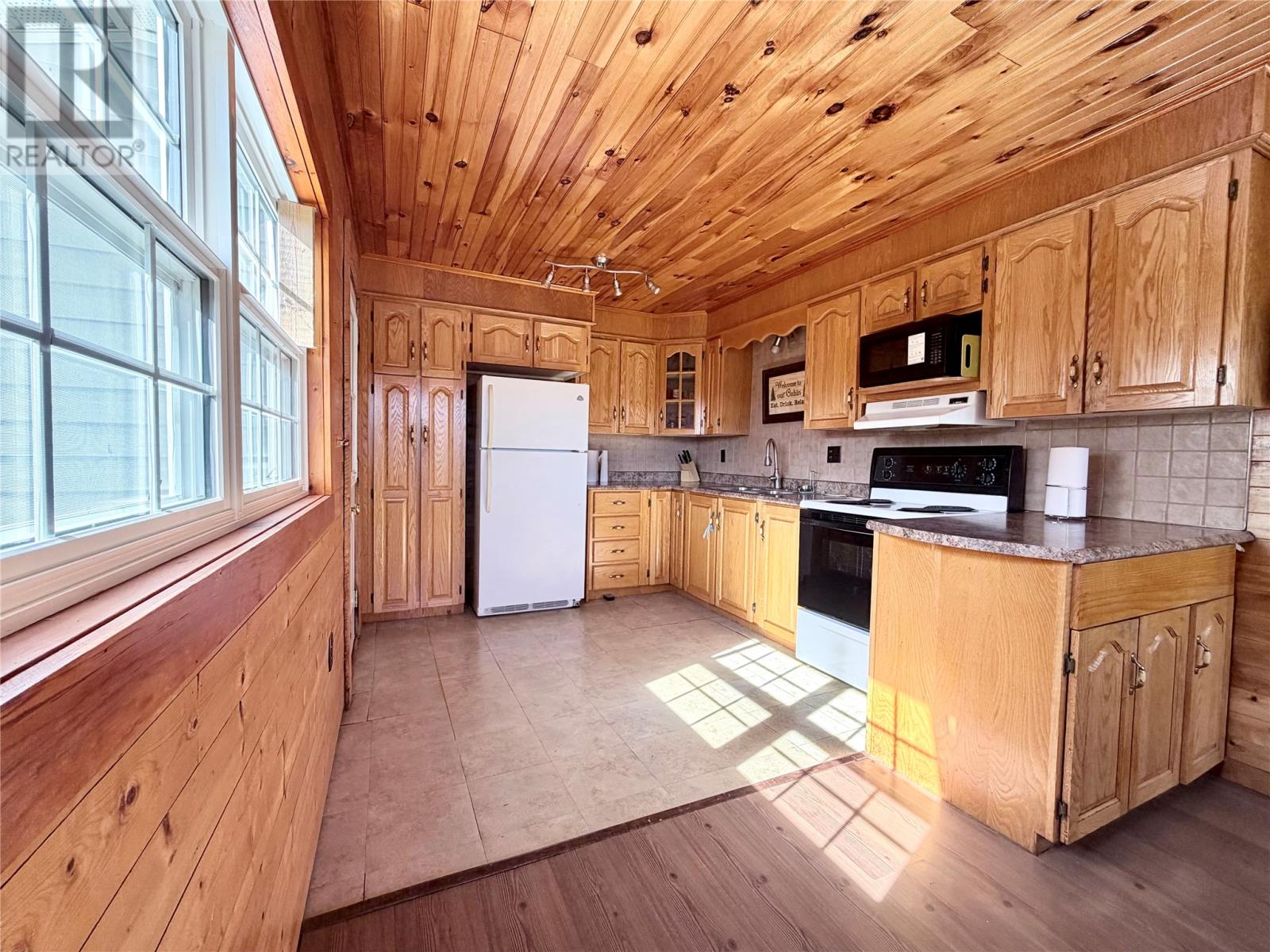 735 Lakeview Road, Spruce Brook — photo 12