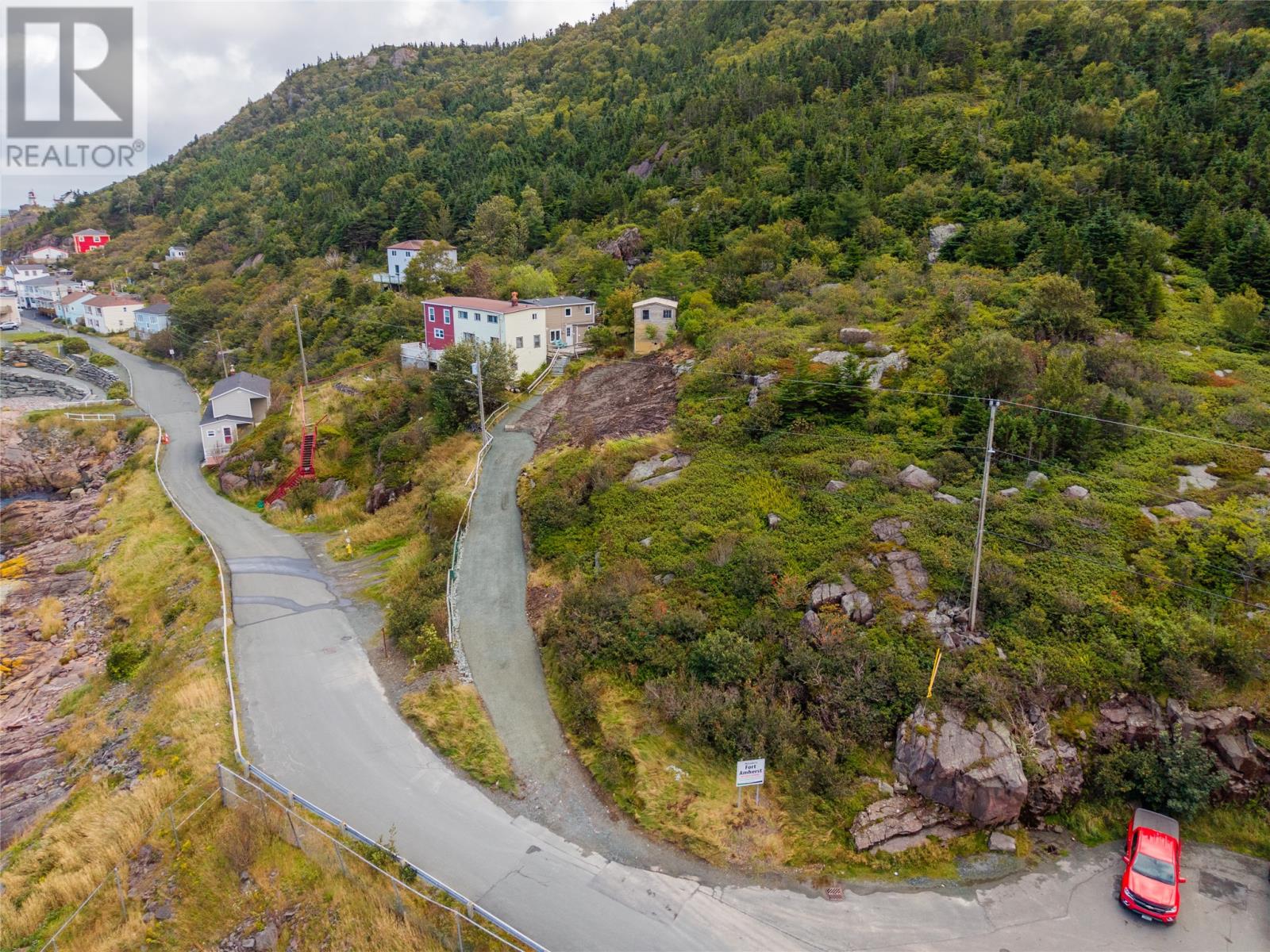 26 Fort Amherst Road, St. John's — photo 6