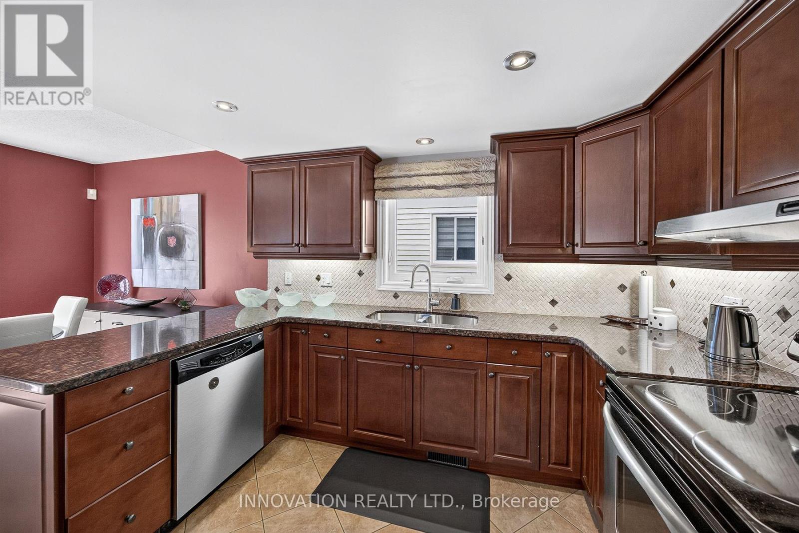 96 Florizel Avenue, Ottawa, Ontario  K2H 9P9 - Photo 19 - X13833652