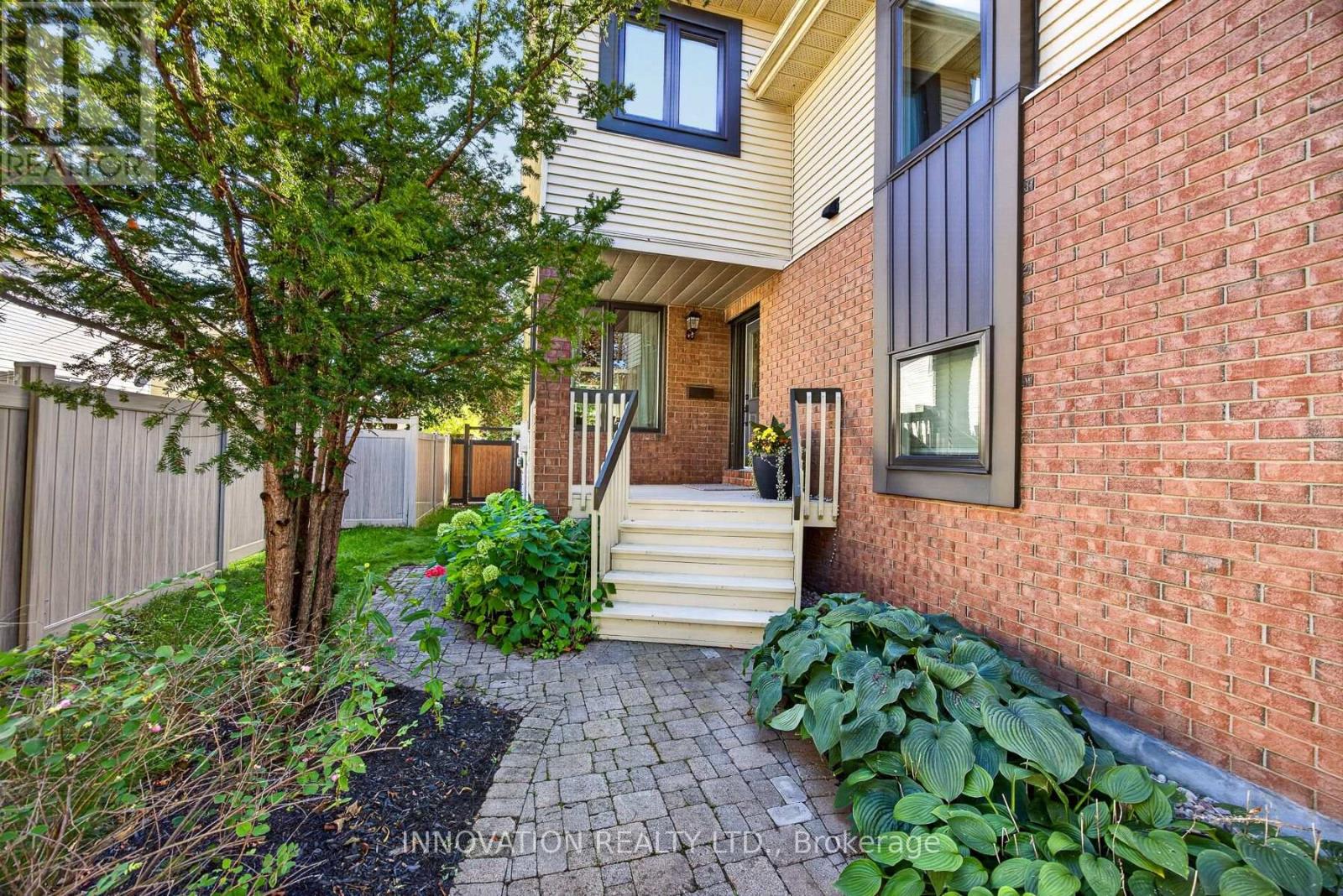 96 Florizel Avenue, Ottawa, Ontario  K2H 9P9 - Photo 3 - X13833652