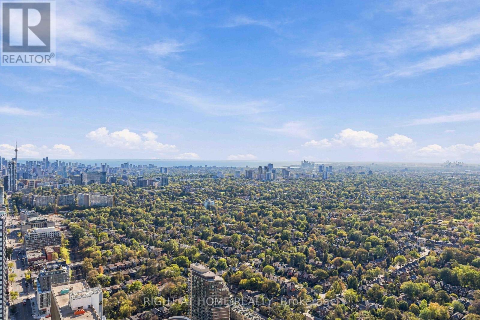5002 - 8 EGLINTON AVENUE E