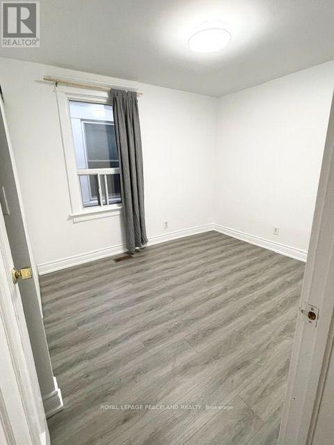 606 Coxwell Avenue, Toronto, Ontario  M4C 3B6 - Photo 13 - E13833632