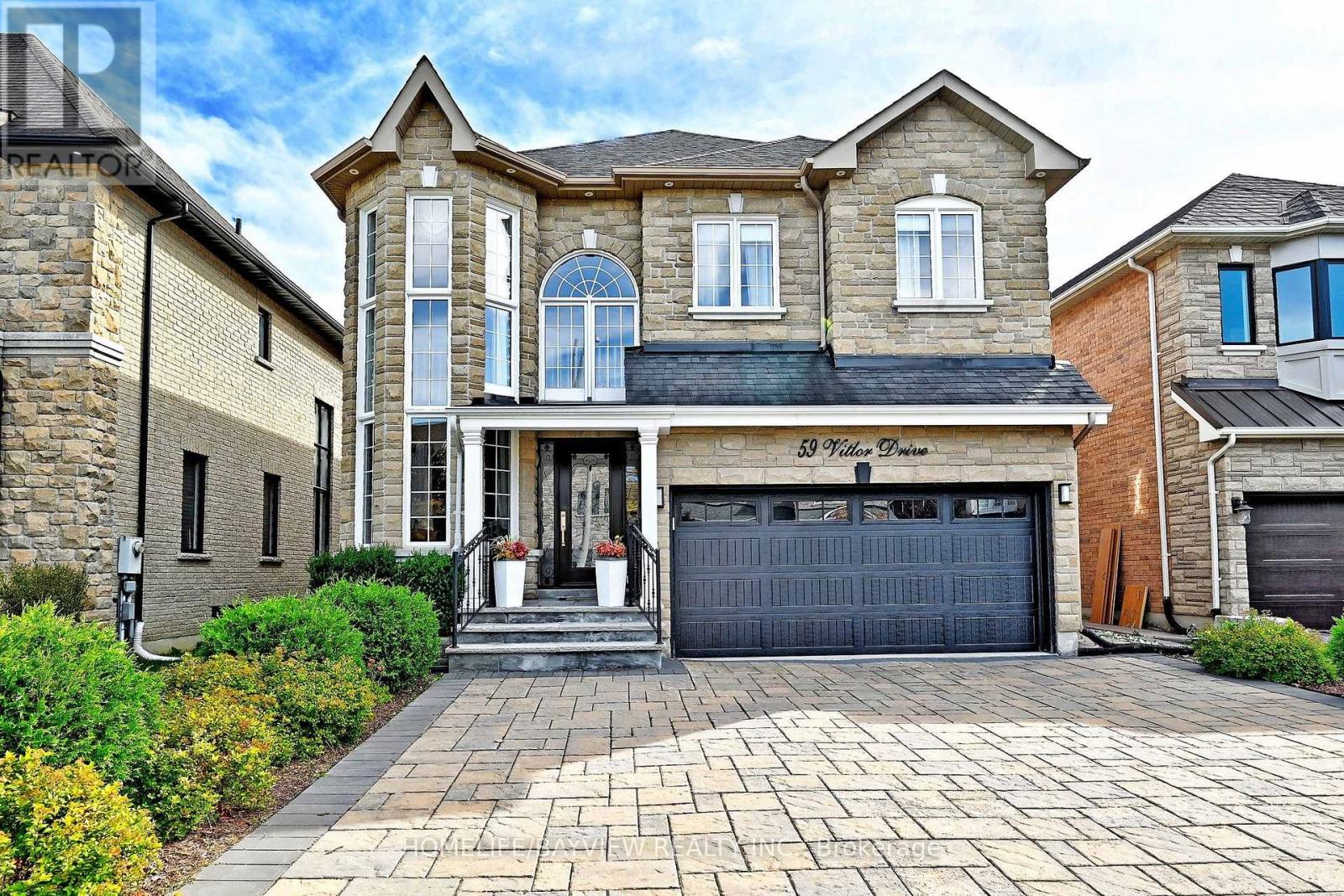 59 VITLOR DRIVE, Richmond Hill, Ontario