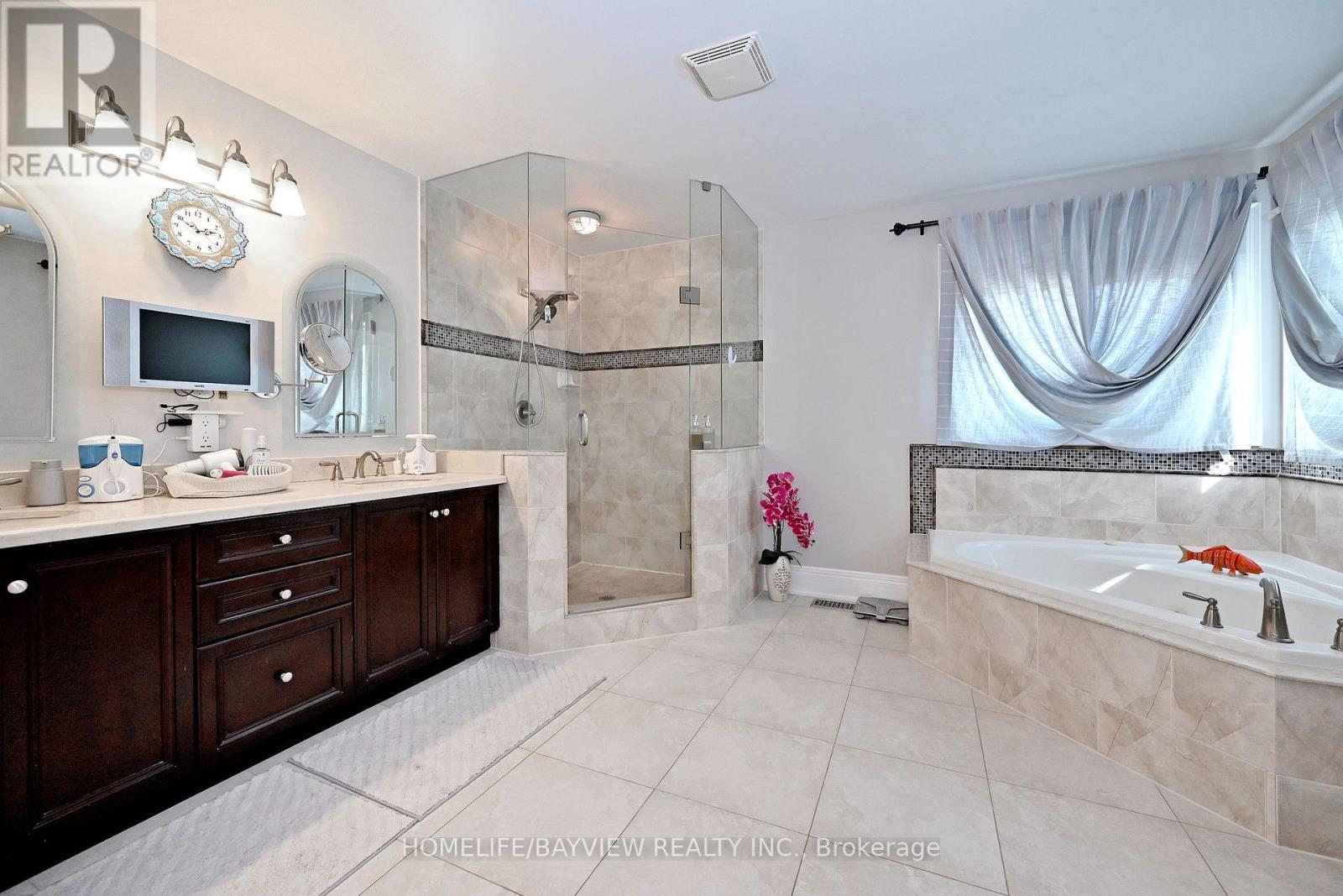 59 Vitlor Drive, Richmond Hill, Ontario  L4E 0G3 - Photo 27 - N13833664