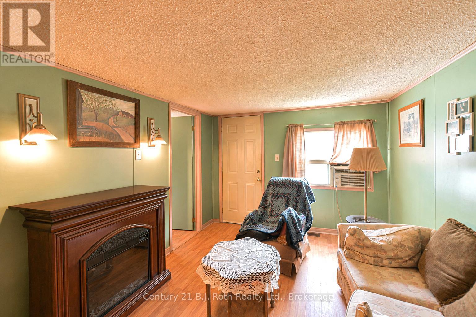 3427 Coronation Avenue, Severn, Ontario  L0K 1G0 - Photo 6 - S13833656