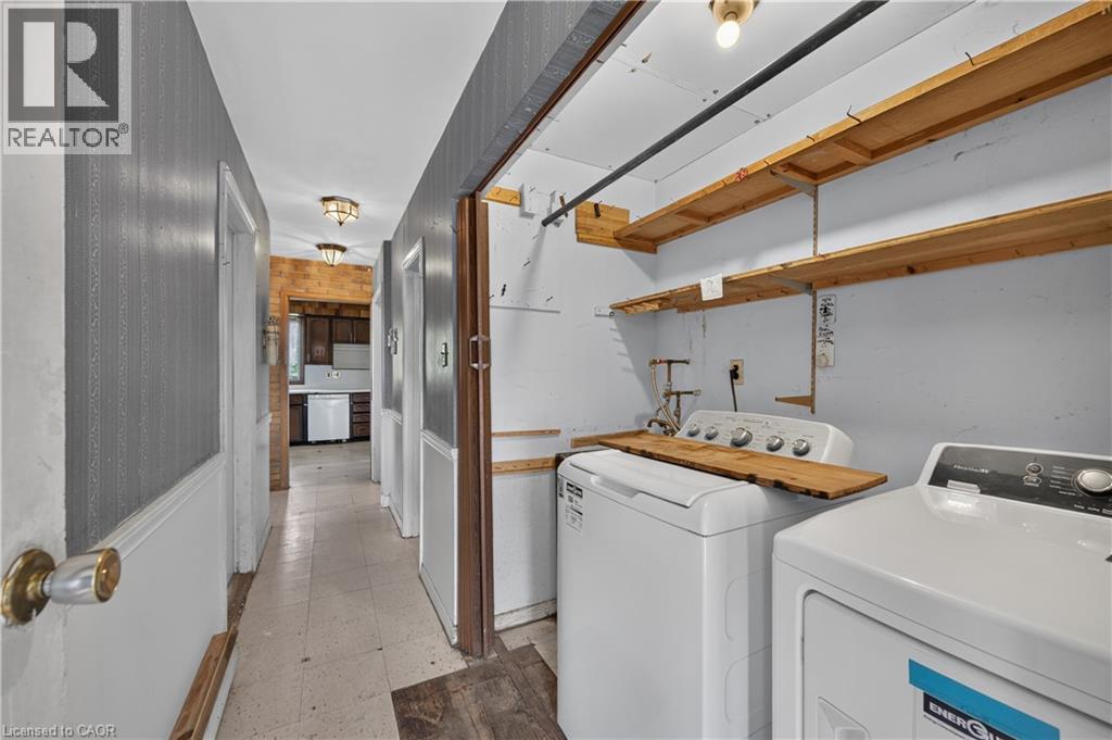 1619 Snake Road, Burlington, Ontario  L7P 4Y9 - Photo 9 - 40866478
