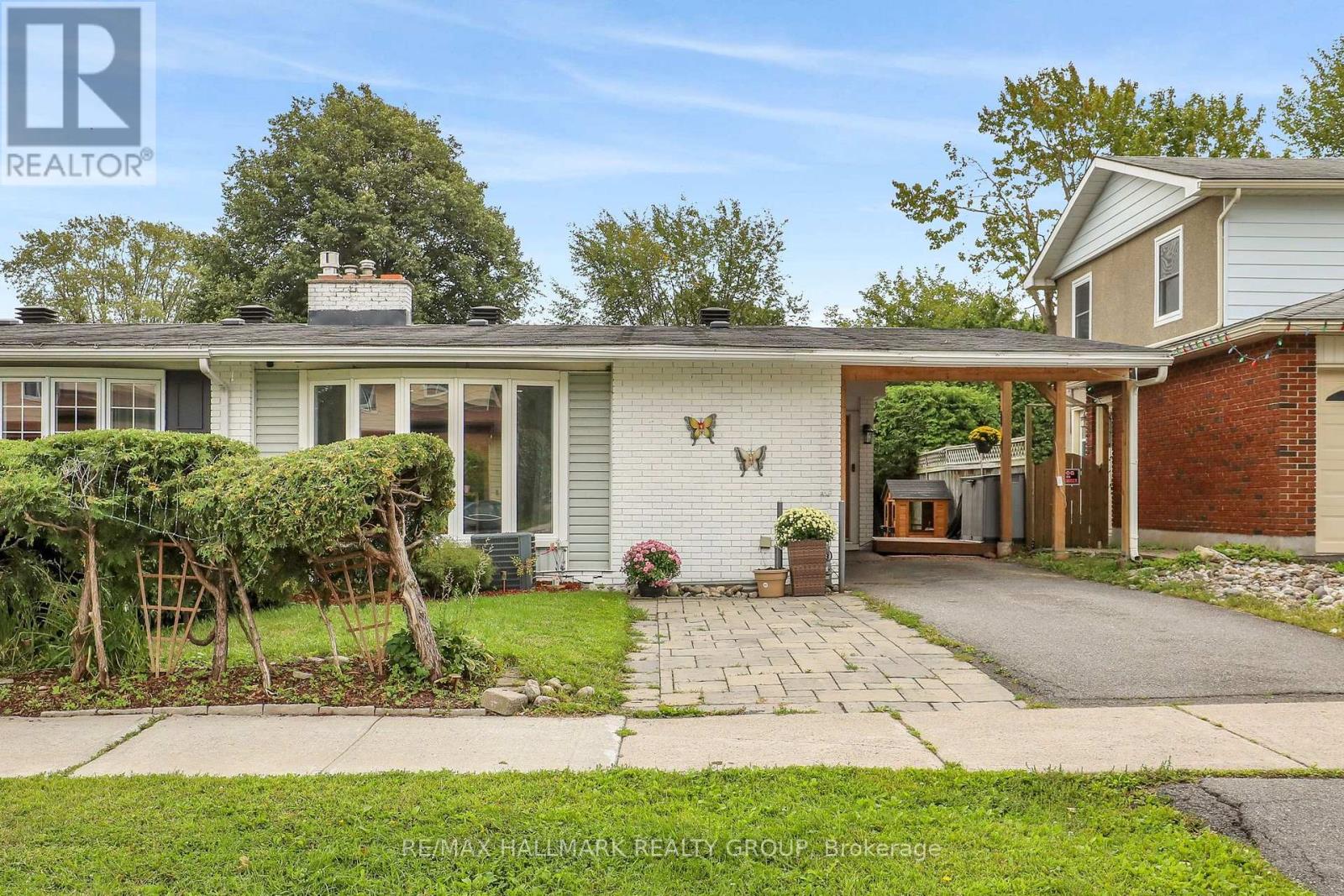 90 CHESTERTON DRIVE, Ottawa, Ontario