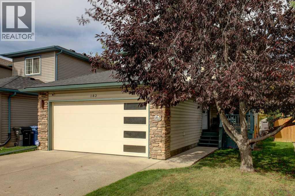 182 Harvest Creek Close NE