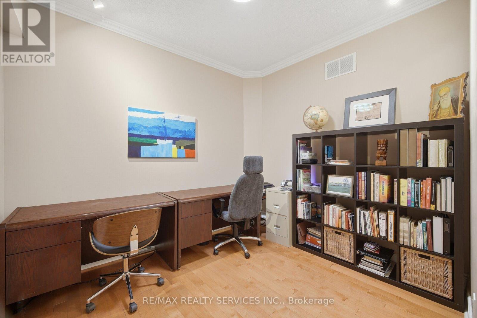 8910 Creditview Road, Brampton, Ontario L6Y 0G4 - Photo 18 - W13833646